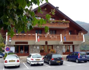 Mairie de Lullin - JPEG - 246.5 ko
